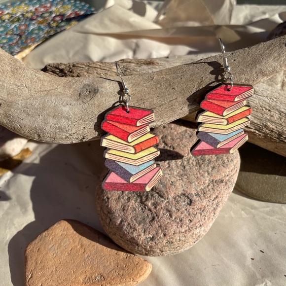 Dangling earrings book lovers bookeorms teacher’s day graduation gift - Picture 5 of 7